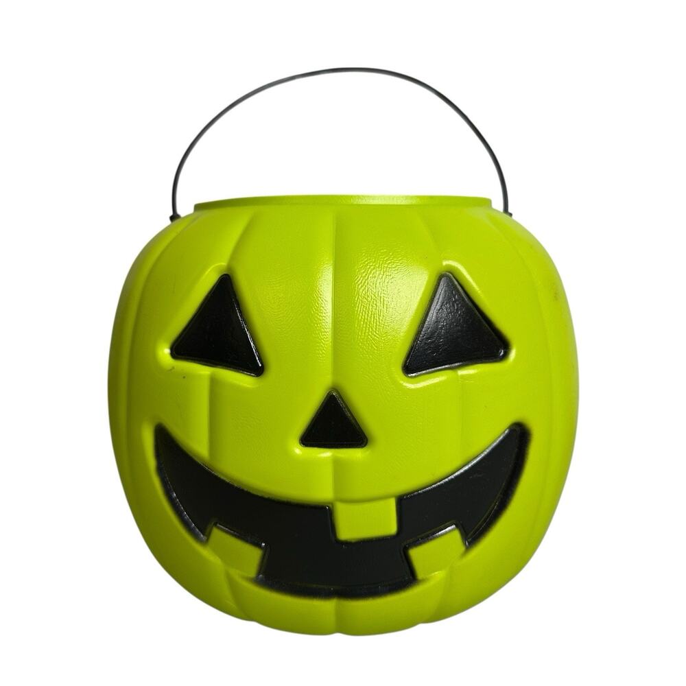General Foam Blow Mold Jack O Lantern Pumpkin Candy Bucket Pail Neon Green USA